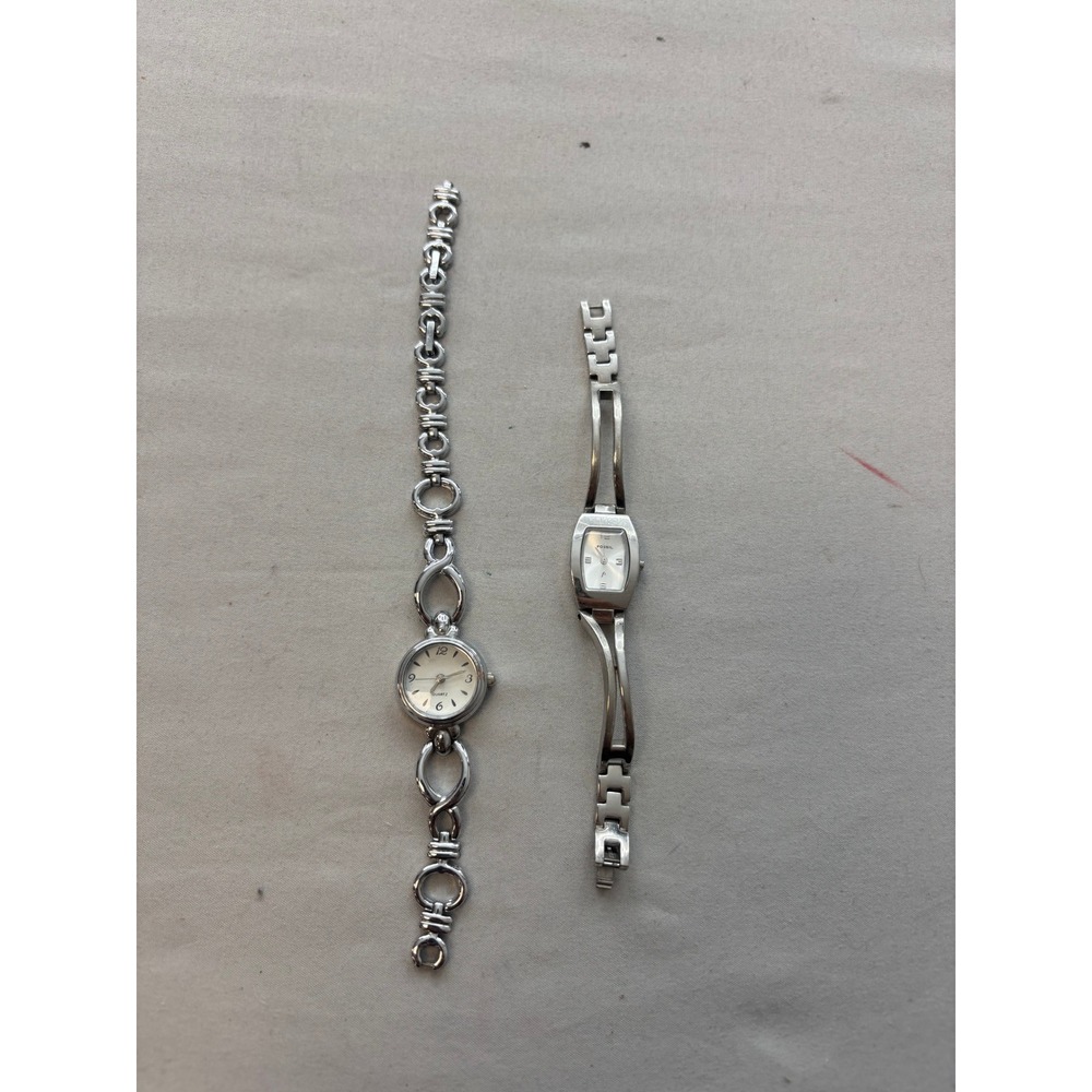 Fossil f2 Tonneau Watch and Round Quartz Bracelet Watch Lot for Parts Untested